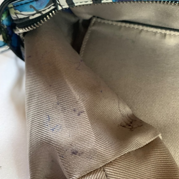 REED Atlantique Blue and White Floral Medium Satchel! - Picture 8 of 9